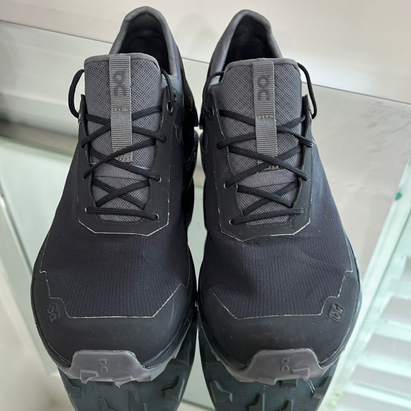 On Cloud Claud-venture Peak Mission grip Performance Shoes Black size 9 black - Picture 2 of 16